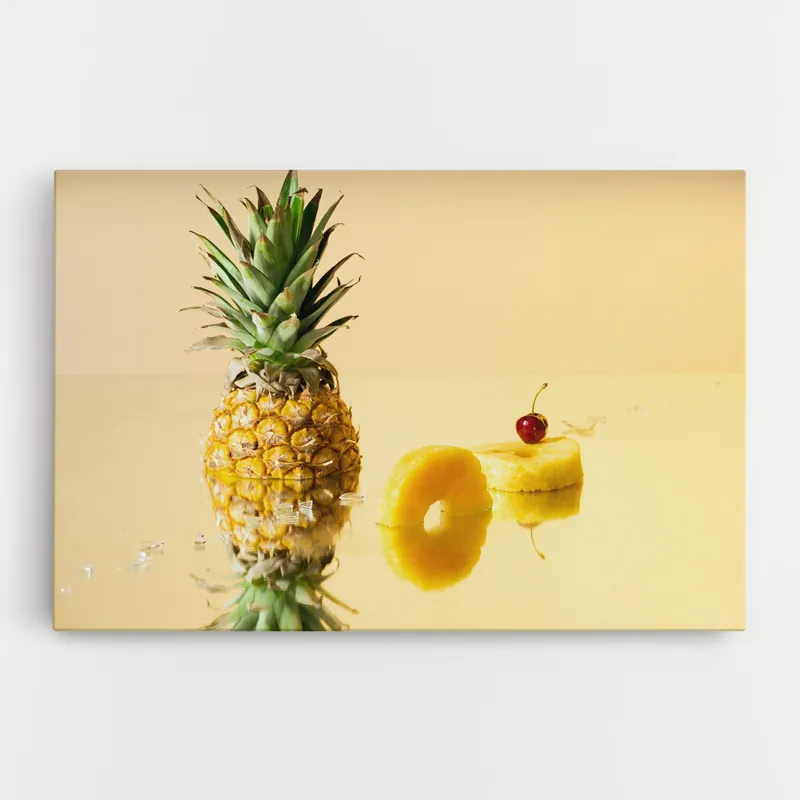 Finale Aktion Leinwandbild Cut Pineapple