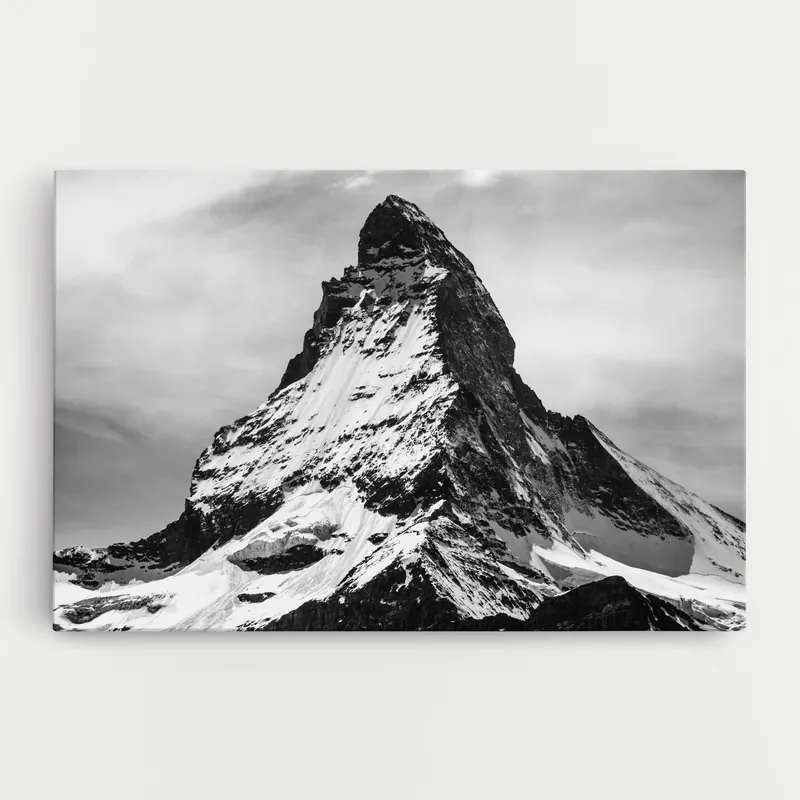 Leinwandbild Snowy Black Mountain Letzte Chance