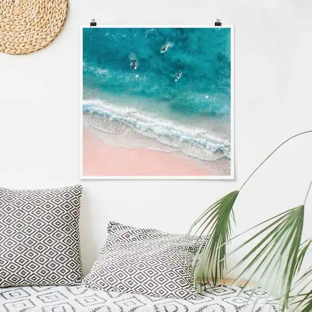 Kostenfreie Lieferung Drei Surfer paddeln zum Ufer Poster