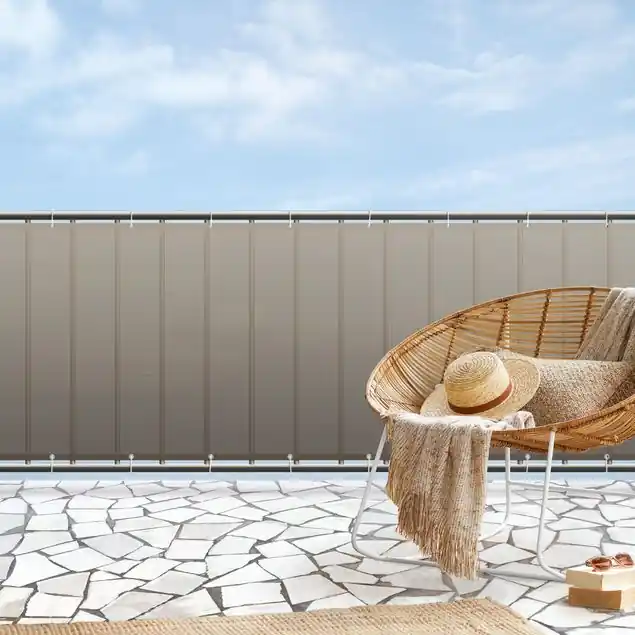 Beige Farbverlauf Balkon Sichtschutz • winddurchlässiges Mesh • fertig geöst & inkl. Kabelbinder • Schutzbeschichtung • verstärkte Ränder • gefertigt in Deutschland Solange Der Vorrat Reicht