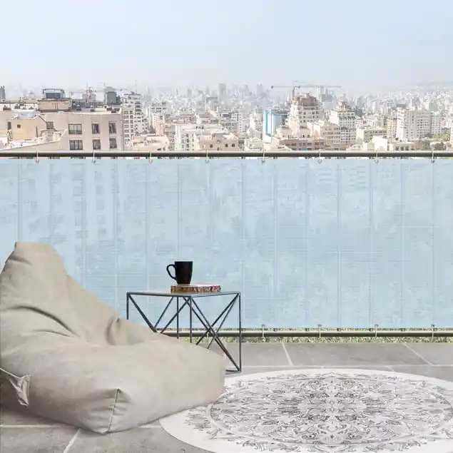 Himmelblau Balkon Sichtschutz • winddurchlässiges Mesh • fertig geöst & inkl. Kabelbinder • Schutzbeschichtung • verstärkte Ränder • gefertigt in Deutschland Bestpreis