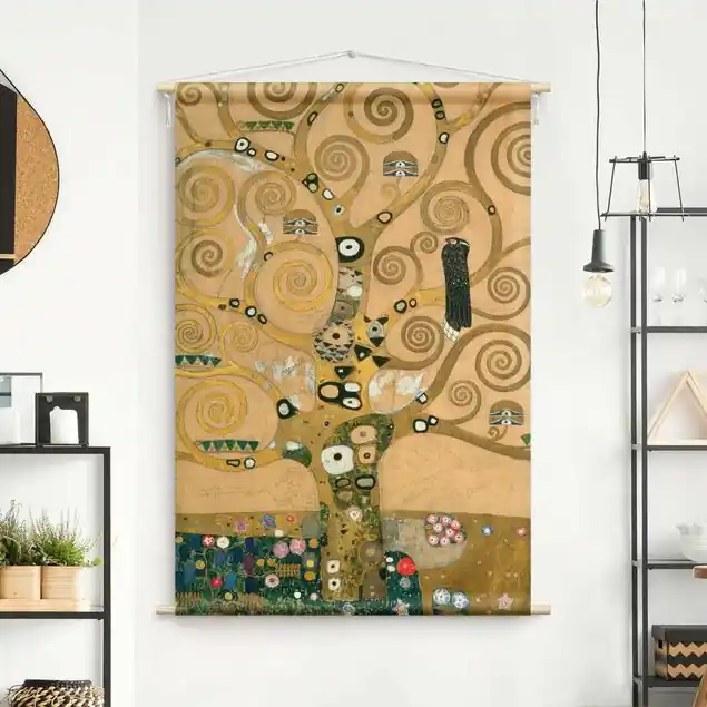 Sofort Bestellen Gustav Klimt - Der Lebensbaum Wandteppich • Handarbeit aus Deutschland • inkl. Rundhölzer & Baumwollseil • lösemittelfrei • natürliche Raumwirkung