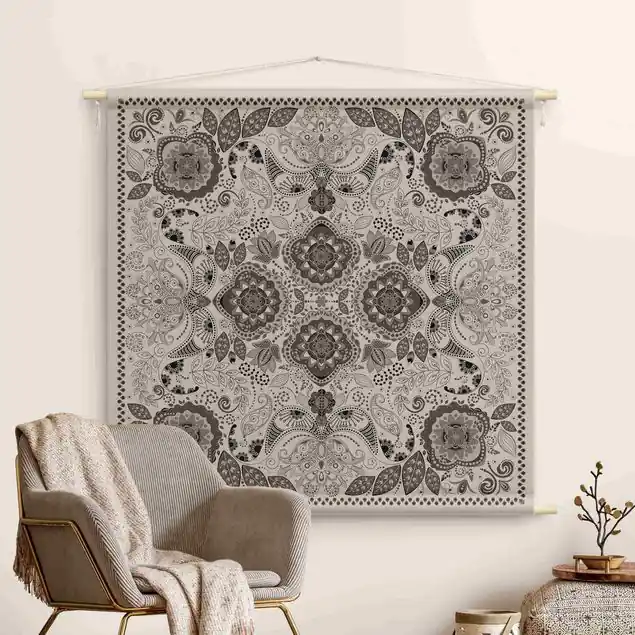 Detailliertes Boho Muster in Grau Wandteppich • Handarbeit aus Deutschland • inkl. Rundhölzer & Baumwollseil • lösemittelfrei • natürliche Raumwirkung Abverkauf