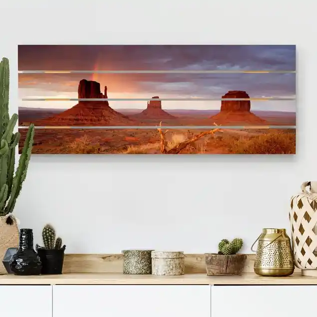 Jetzt Kaufen Monument Valley bei Sonnenuntergang Holzbild Plankenoptik - Panorama