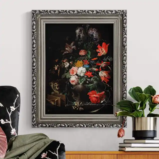 Abraham Mignon - Das umgeworfene Bouquet Brillantes Leinwandbild • inkl. silbernem Barockrahmen • Made in Germany • filigrane Verzierungen in Antikoptik • perfektes Eyecatcher-Piece Expressversand