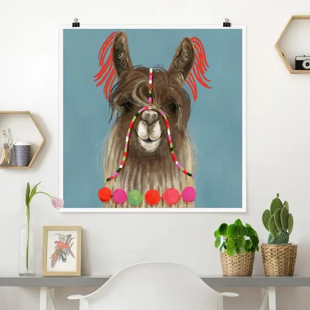 Lama mit Schmuck I Poster - Quadrat Angebot
