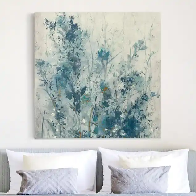 Blaue Frühlingswiese I Leinwandbild • hergestellt in Deutschland • langlebiges Canvas mit Holzkeilrahmen • klassische Struktur Preisknaller